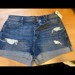 Hollister Ultra High Rise Mom Short medium wash